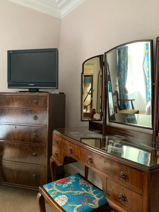 Guest house Leven House Crieff